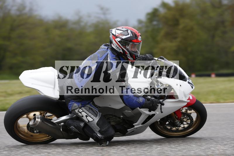 /Archiv-2024/13 22.04.2024 Plüss Moto Sport ADR/Freies Fahren/45